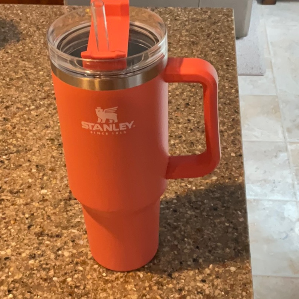 Stanley 40 oz tumbler